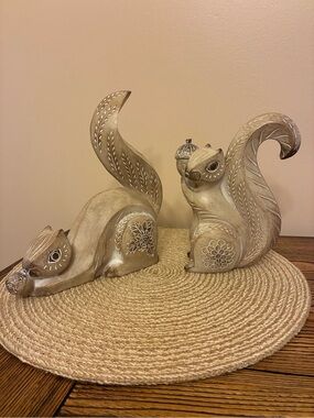 Fall/Neutral Pair of Decorative Squirrel 🐿️ Figurines Set of 2